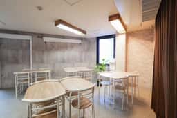 Cafe&bar Branch