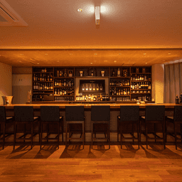 SALON&BAR  R