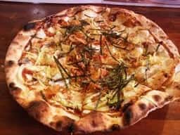 窯焼きピザ オット