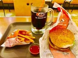 A&W 名桜店