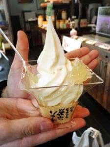 みつばち工房花の道 修善寺店