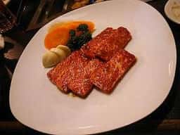 焼肉じゅうじゅう