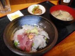 博多魚がし 西側食堂街店