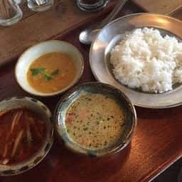 アジアン食堂 シロクマ