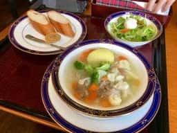 レストラン 樽