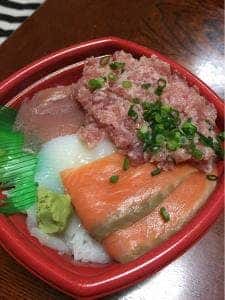 魚吉 丼丸 与野本町店