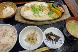 豆富料理 六弥太