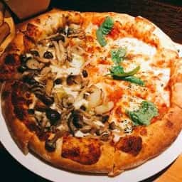 PIZZAOKA