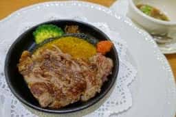 ロイヤルホスト 蛍茶屋店