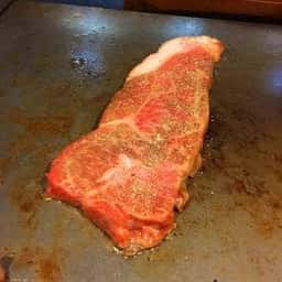 鉄板焼ハウス クローバー