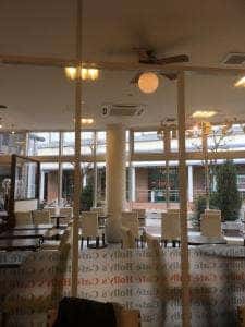 ホリーズカフェ 住道駅前店