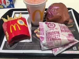 マクドナルド エコールリラ店