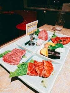 炭火焼肉するが