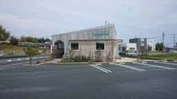 トラットリア ルンガルノ