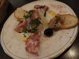 カフェレストラン耕地中