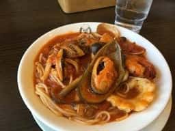 トラトリア ヴァレンチノ