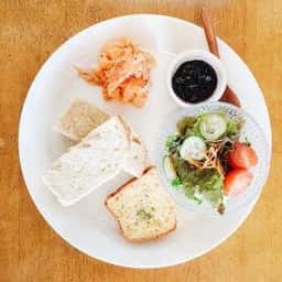 CAFE MEDERU