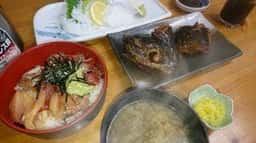 柳橋橋連合市場 柳橋食堂