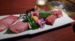 米沢牛炭火焼肉 上杉 郡山店