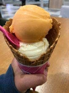 サーティワンアイスクリーム イオンモールとなみ店