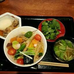 くずし割烹 厨