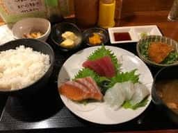 旨い酒と豚料理 魚とん