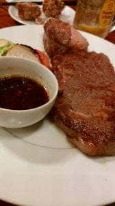 酪農屋 肉とチーズのお店 王子店