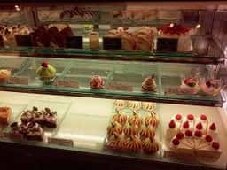 patisserie BARON 恵我之荘店