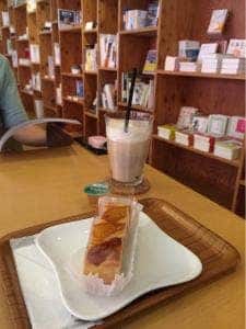 ブックス&カフェ リゾナーレ八ヶ岳店