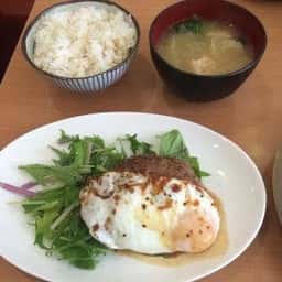 めいびい