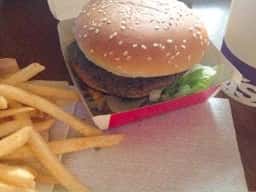 マクドナルド 鳩ケ谷駅前店