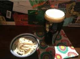 古本とビール アダノンキ