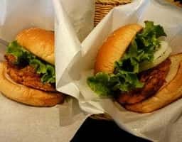 フレッシュネスバーガー アトイスコート前橋店