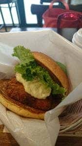 フレッシュネスバーガー 稲毛海岸駅前店