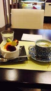 カフェギャラリー さえずり