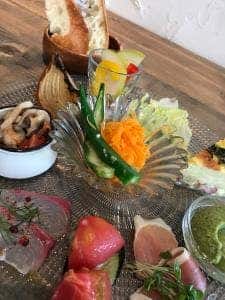emu cafe