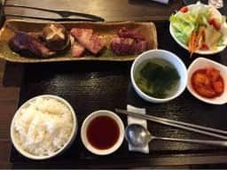 炭火焼肉 田園
