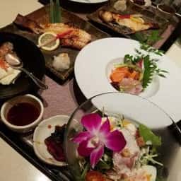 SU‐SHIダイニングもぐら