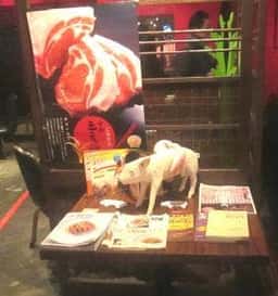 西梅田とんや