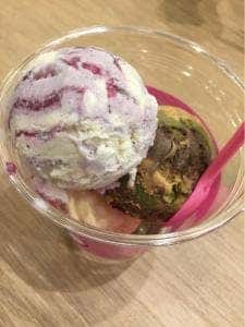 サーティワンアイスクリーム 関マーゴ本館店