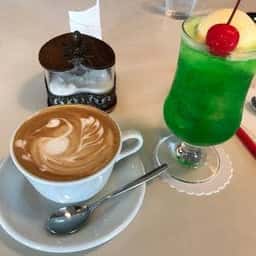 カフェ サリー