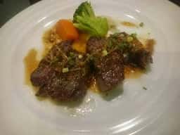 nouvelle dining green