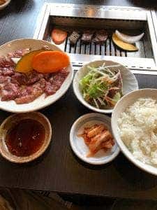 焼肉飯店 こぶた