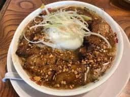 ぜいたくラーメン福一勅使店