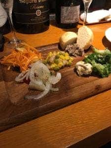 自然なワインと無添加なソーセージ フランクリン