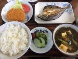 民宿山川 大衆食堂