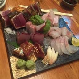 よりみち酒場 はな佐