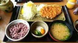 とん膳 八街店