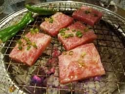 炭火焼肉 三千里