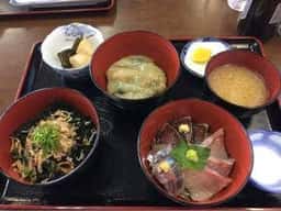 うえの